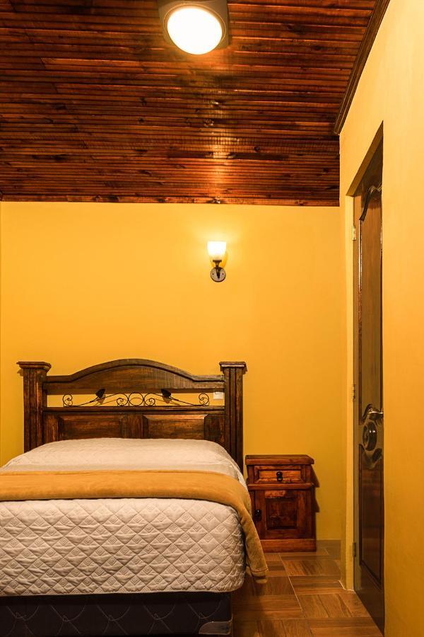 Hotel Residencia Del Puente Quetzaltenango Eksteriør billede